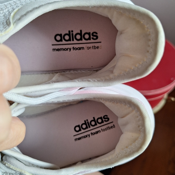Adidas white Cloudfoam QT Flex lightweight sneakers with memory foam women's 8 - Picture 3 of 16